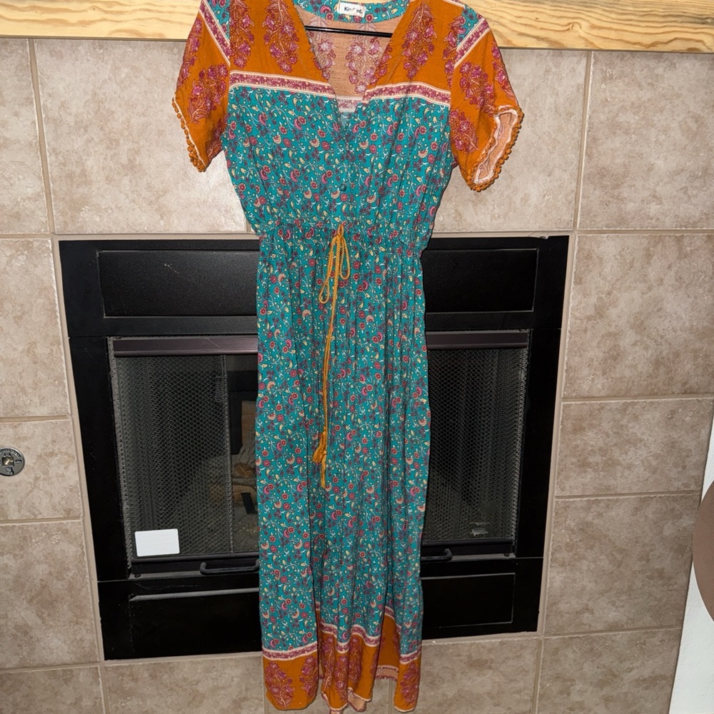 Medium Dress bundle Floral Green and Orange Dress. - Picture 4 of 8
